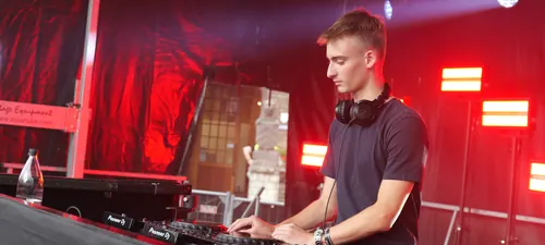 DJ Devx op Lier Centraal